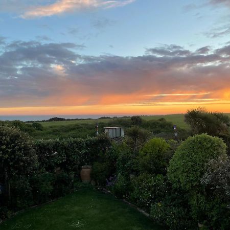 Cliff Top Garden Room Milford on Sea Dış mekan fotoğraf