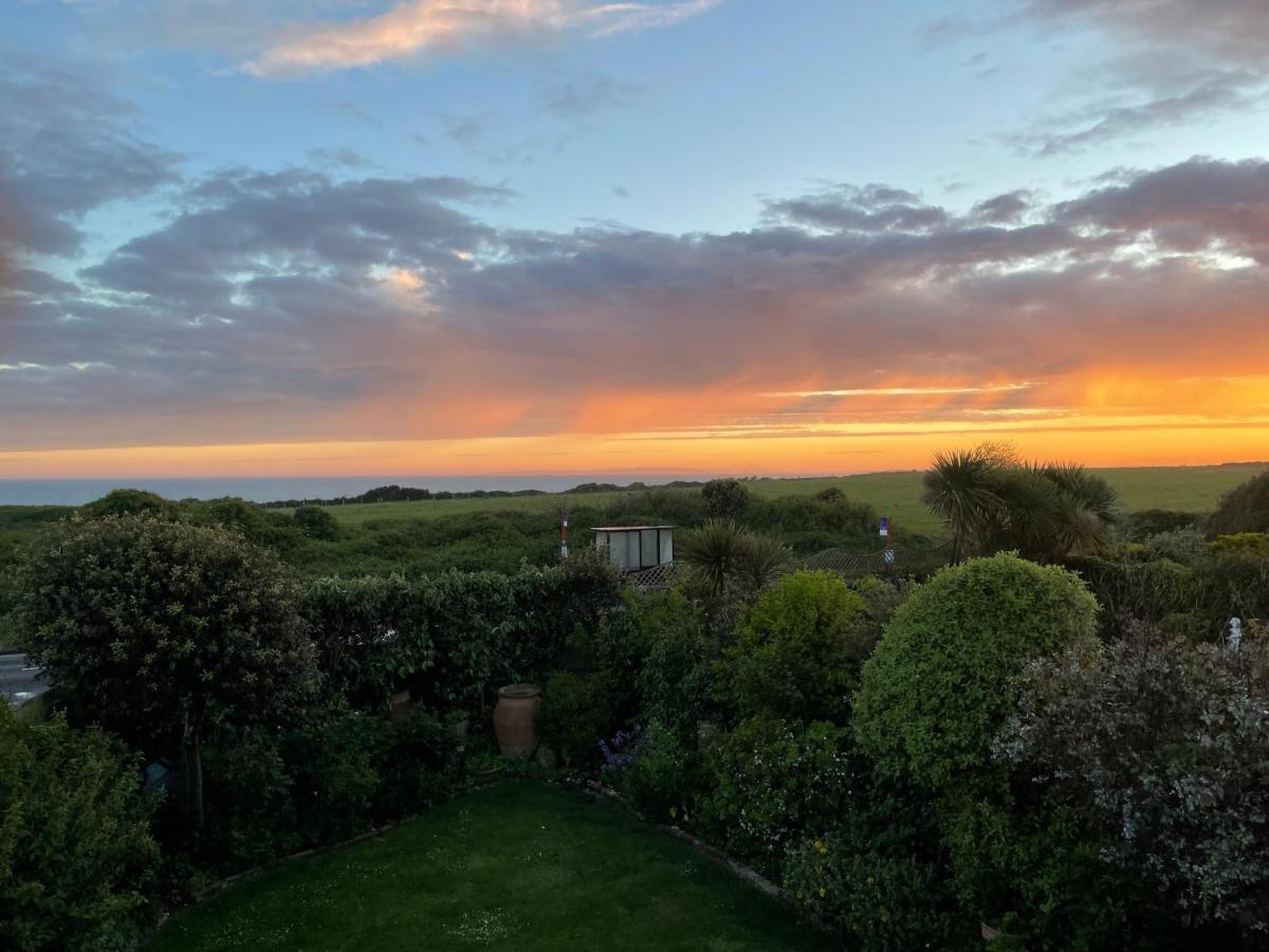 Cliff Top Garden Room Milford on Sea Dış mekan fotoğraf