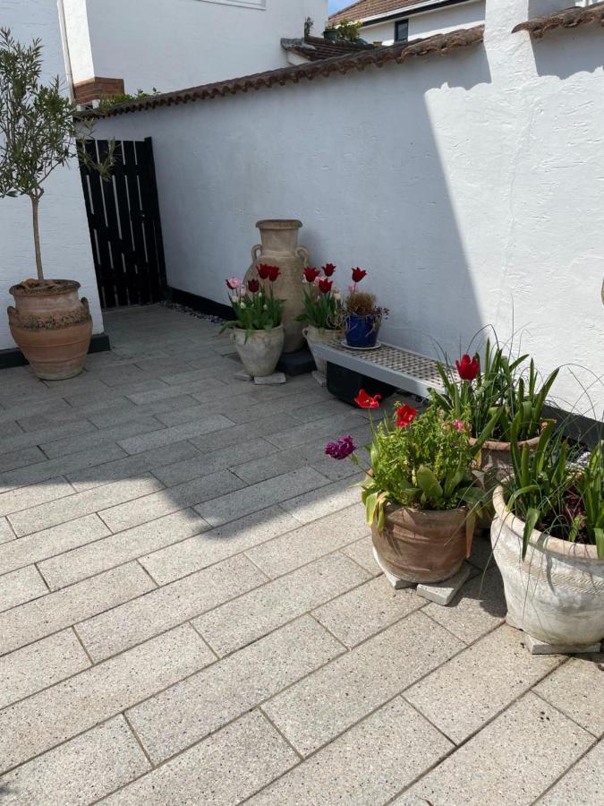Cliff Top Garden Room Milford on Sea Dış mekan fotoğraf