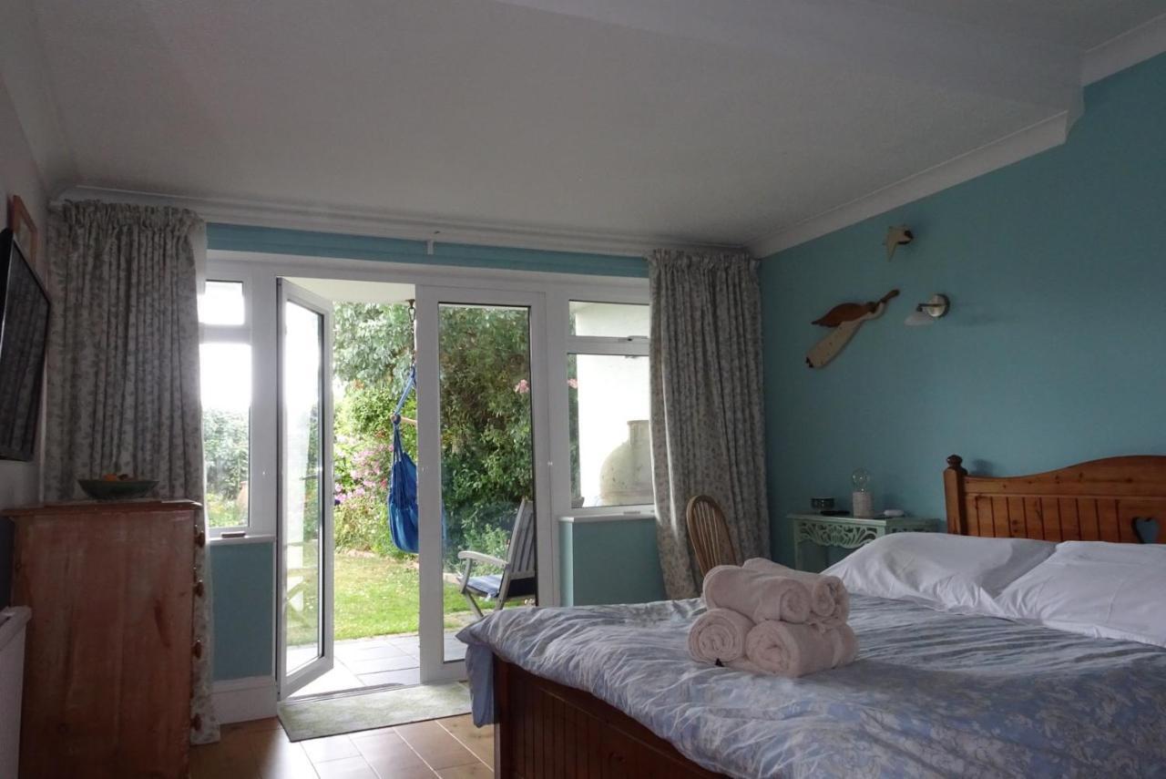 Cliff Top Garden Room Milford on Sea Dış mekan fotoğraf